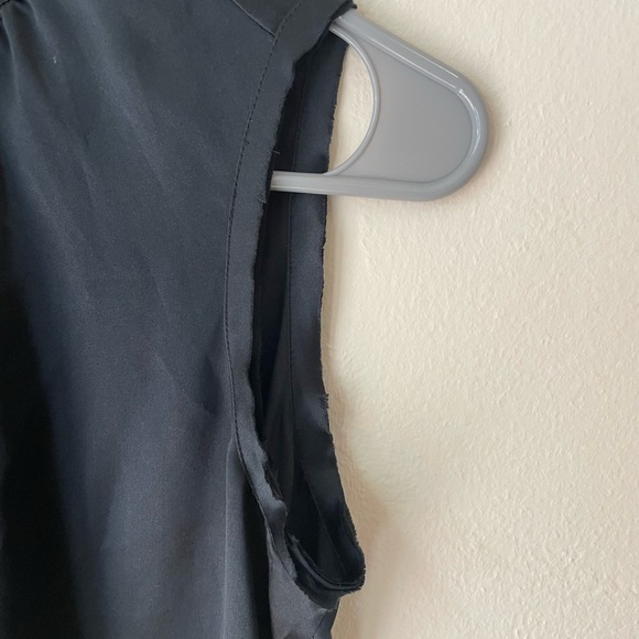 Go silk tank top with frayed edges. Size XS - Picture 6 of 6